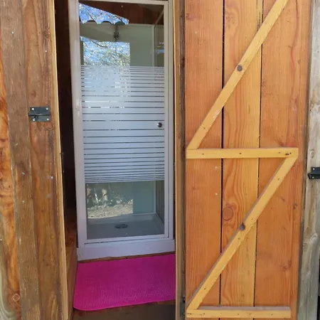 Cosy Cabane Montbrun-Bocage Exterior photo