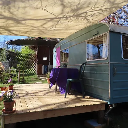 Cosy Cabane Montbrun-Bocage Exterior photo
